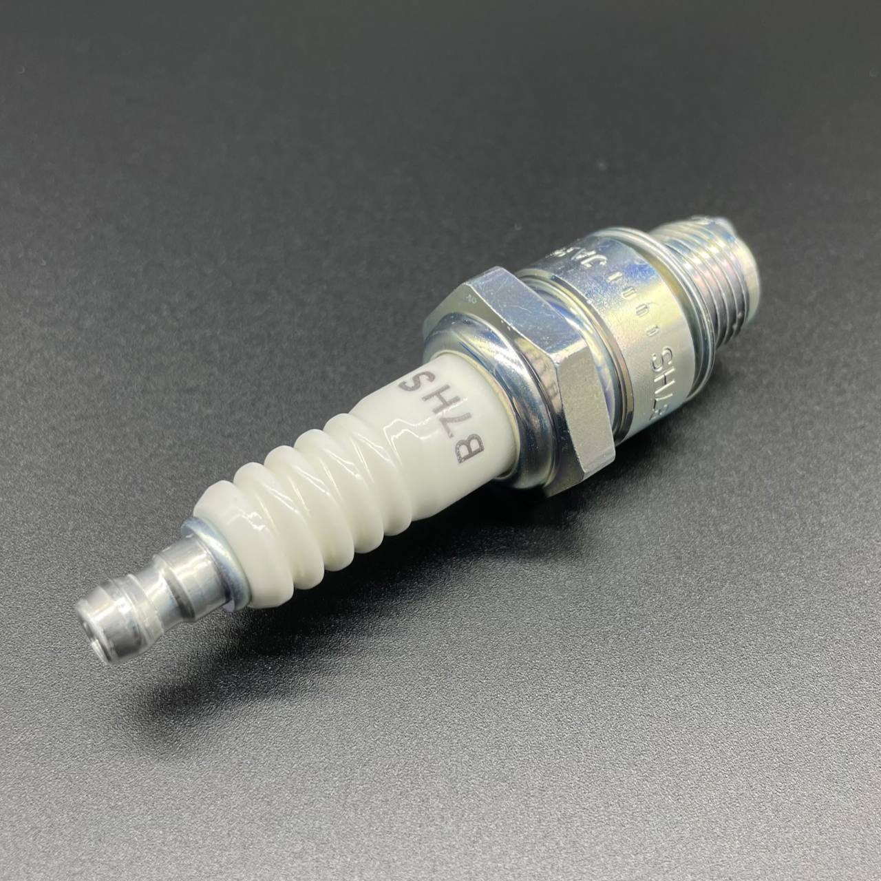 Свеча зажигания 5110 B7HS (NGK)