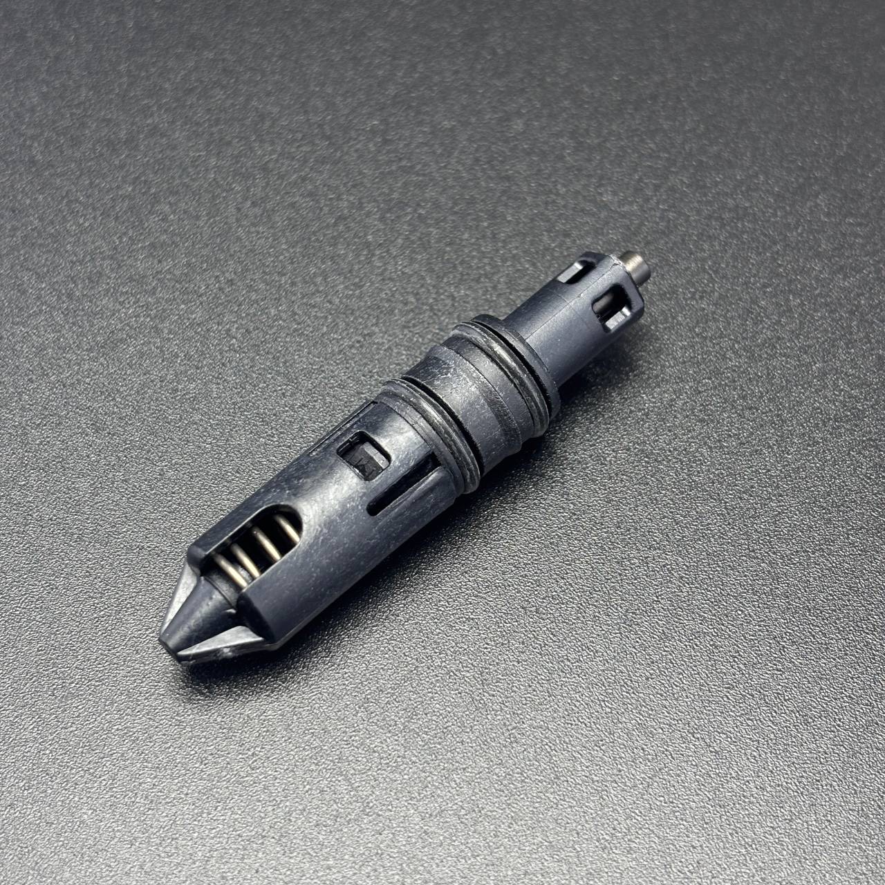 картинка Клапан масляного канала пластиковый VALVE ASSEMBLY (Quicksilver)
