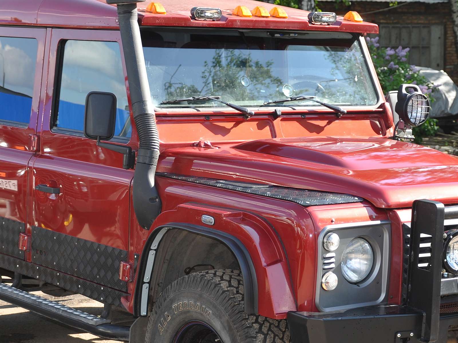 картинка Защита крыльев KDT Land Rover Defender 110/90 (накладки)